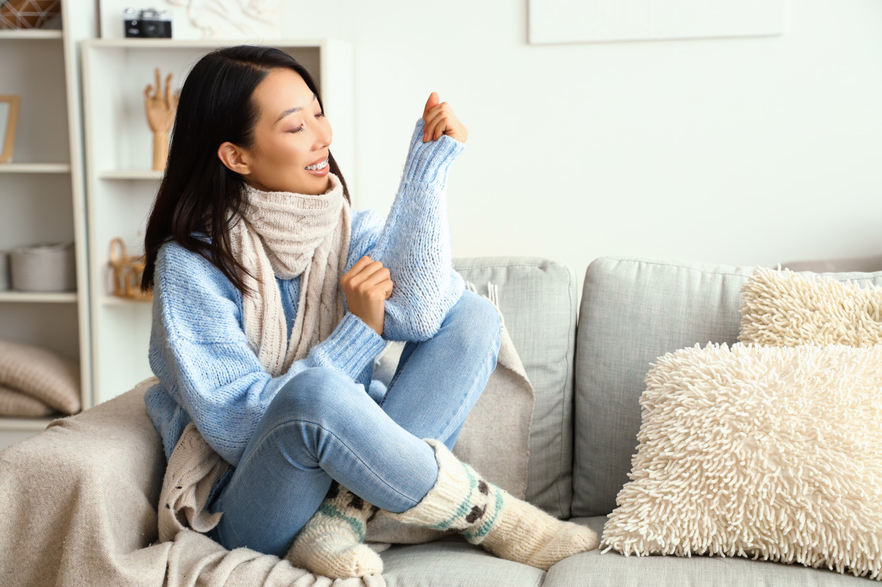 睡前差一件外套，隔天差一條命！53歲國小師晨跑心梗倒地…醫曝5因素「猝死開端」：天冷時6招保命