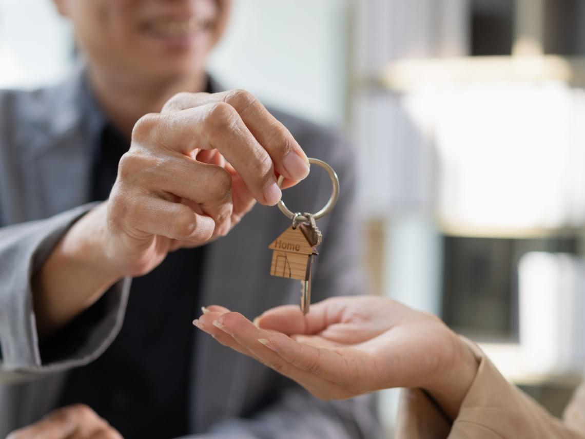 年終獎金別只會放定存！換屋靠「532原則」分配資金，老後更有底氣：錢放對地方，比錢多更重要