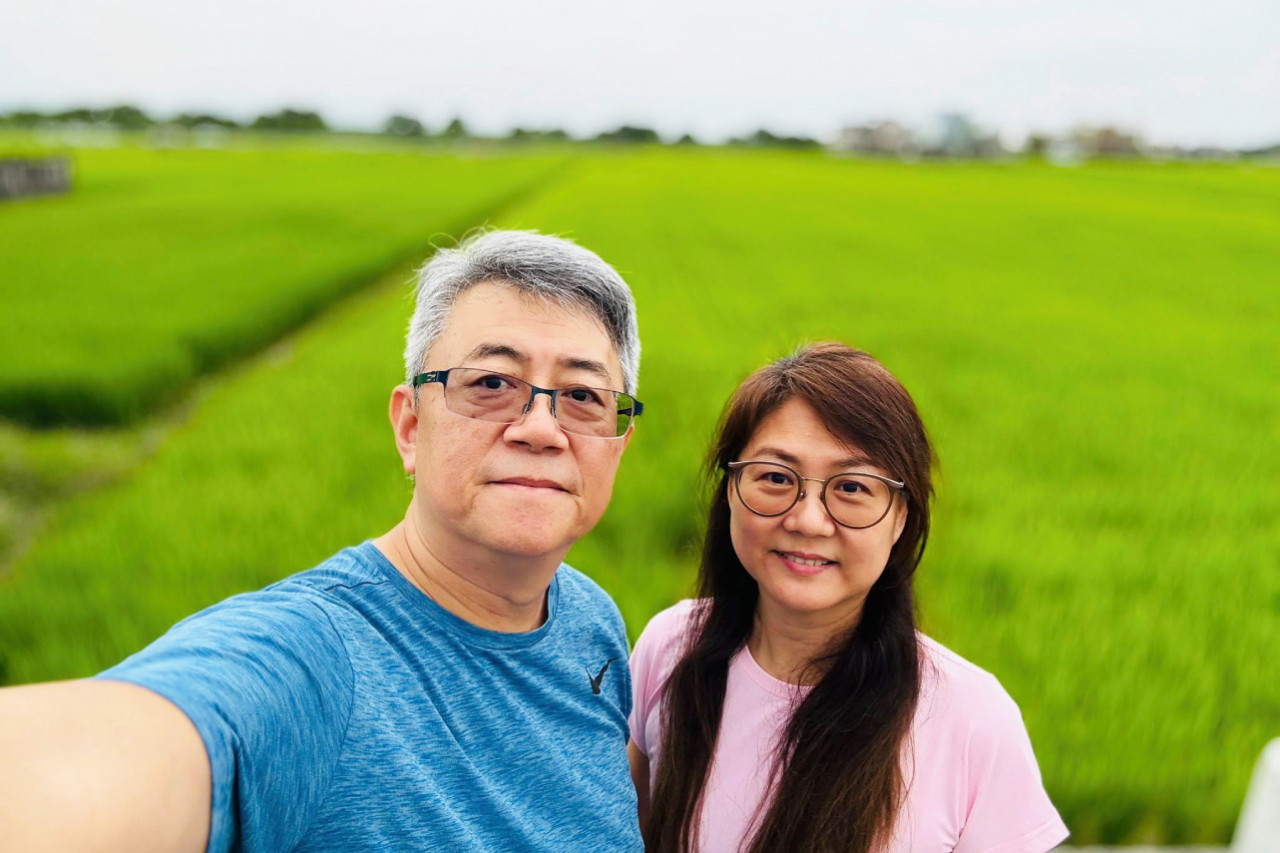 罵老公到出書，結婚30年竟能回甘？當年丟衣服摔手機，如今一起慢跑養貓：空巢後才真正談戀愛