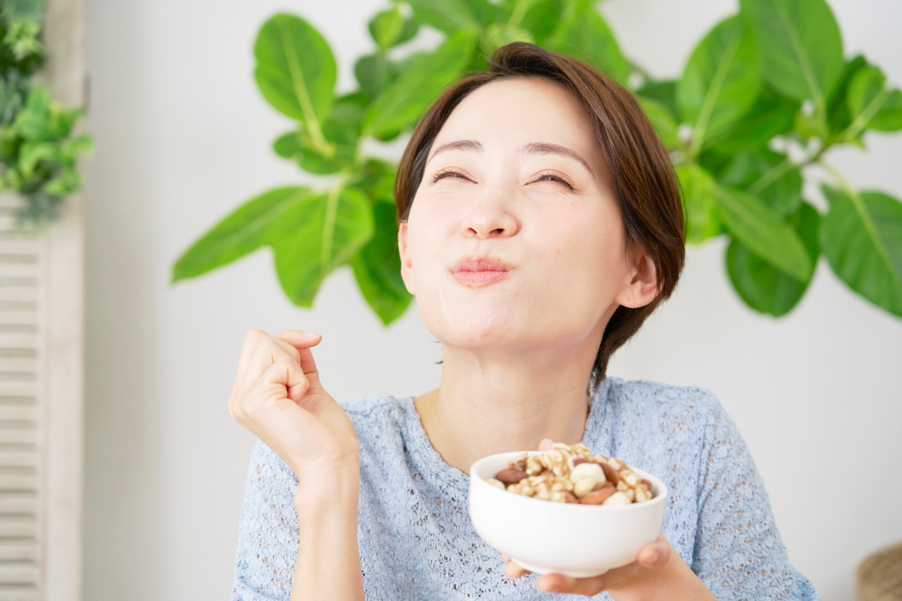 戒不掉嘴饞？不一定是意志力差！原來是「假性飢餓」在作怪…6步驟幫你找回穩定食慾