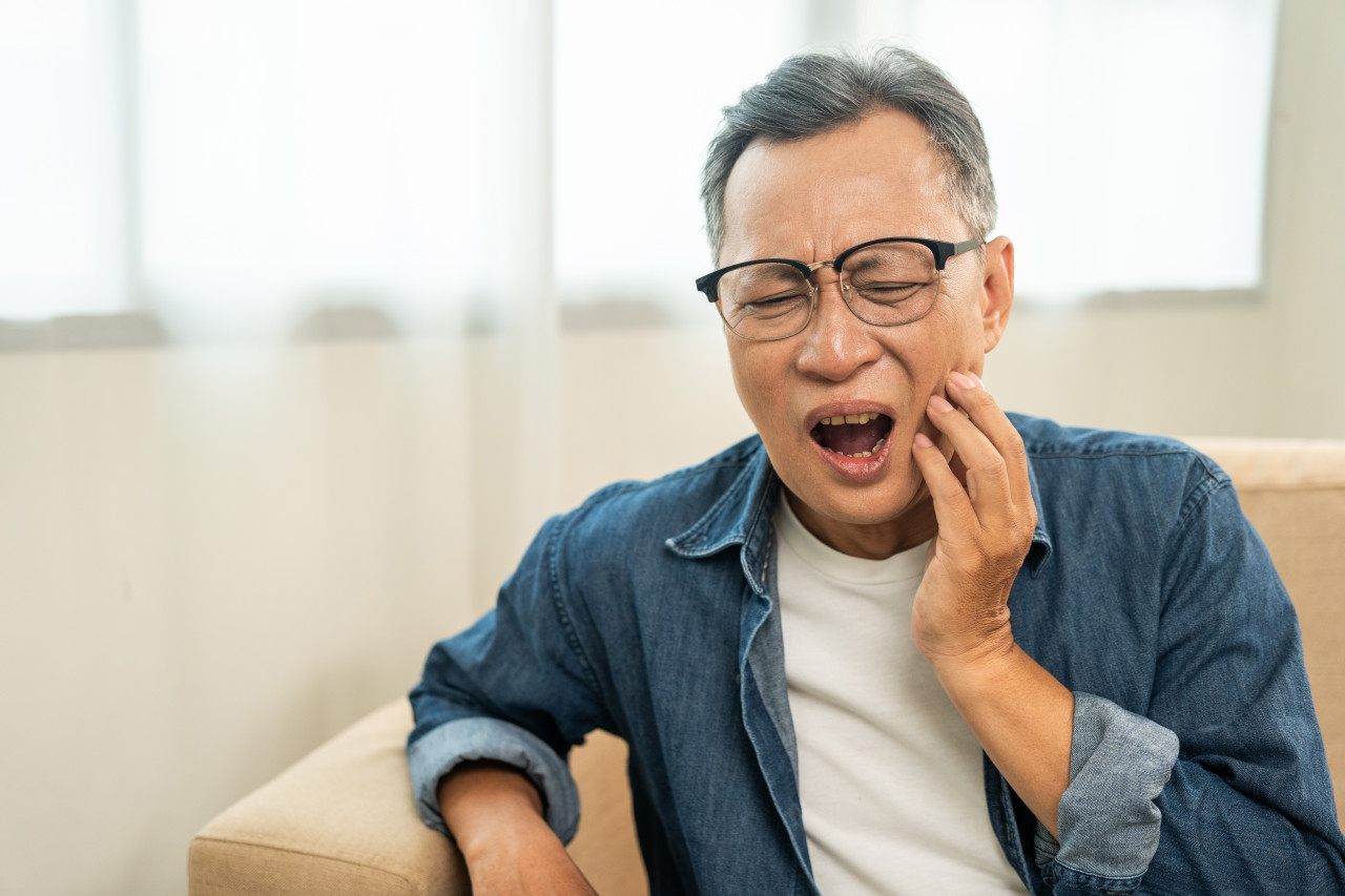 他牙痛卻被要求做心電圖，家屬罵浪費資源…直到急性心梗才後悔：醫揭5徵兆，多花10分鐘多活幾十年