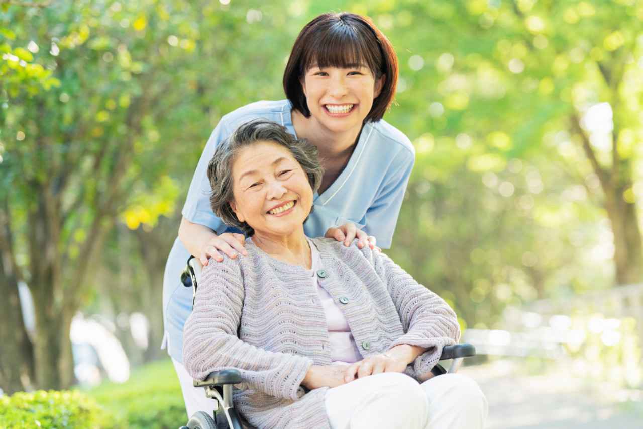 101歲嬤的長壽祕訣「保持心情平靜」，情緒調節是健康餘命關鍵：生氣是拿別人的錯懲罰自己