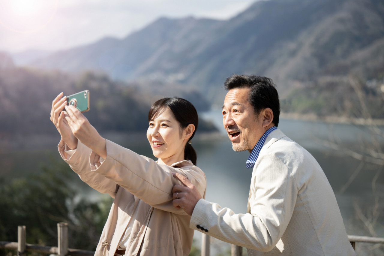 省下30年機票錢養老，60歲坐上郵輪，卻找不回當年的壯遊悸動：錢再多，也買不回曾錯過的全世界