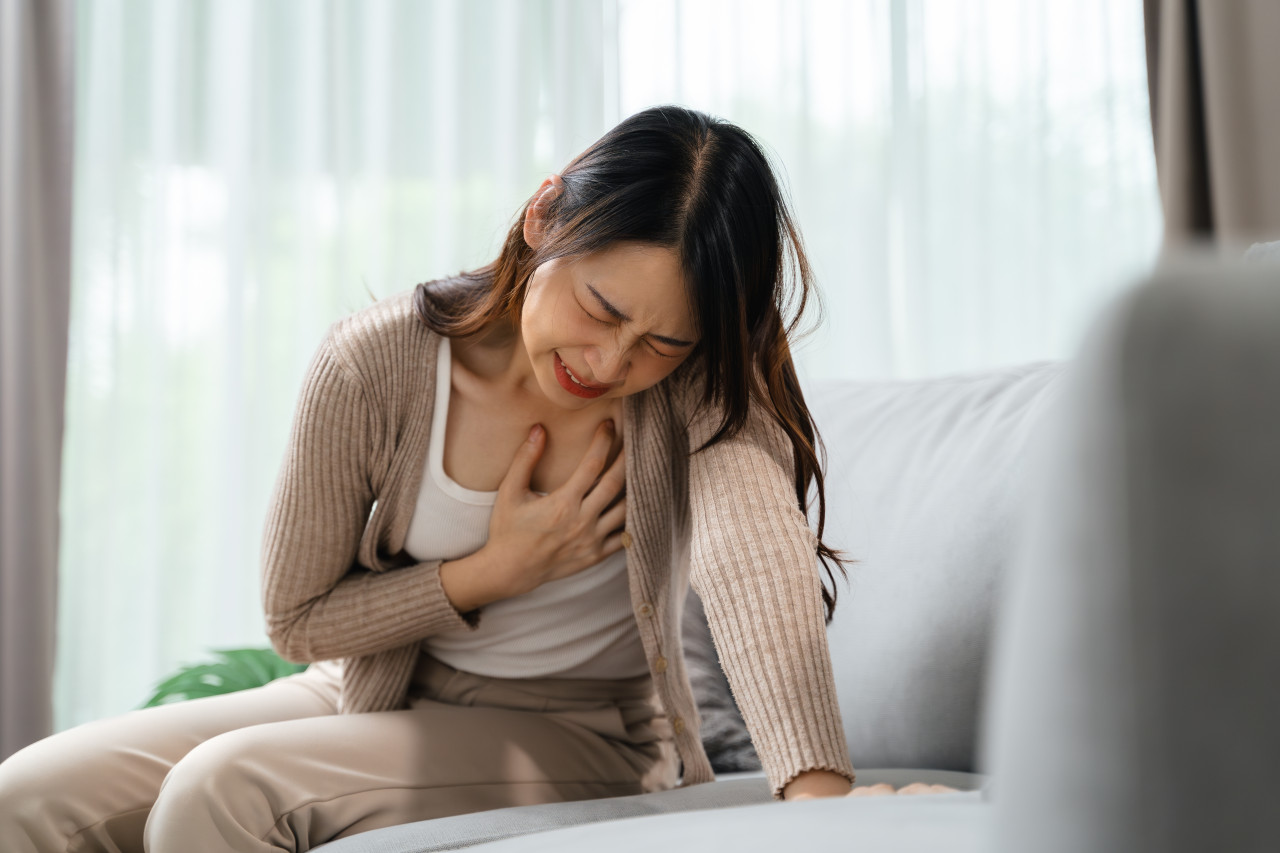 很多人沒症狀，卻已重度主動脈狹窄！她洗腎、換過心瓣仍惡化…醫：一出現胸痛、昏厥，平均只剩●年