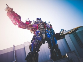 產品化身變形金剛的幕後推手