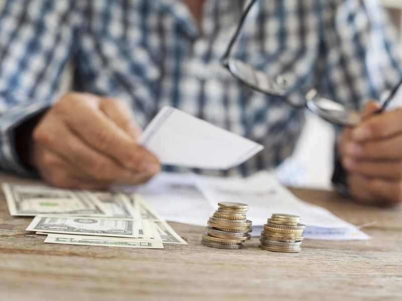 55歲提早退休，老年年金會差多少錢？不想被占便宜，領「勞保年金」一定要注意這件事