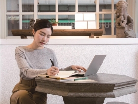 麻石設計李宜蔓　將藝術帶入生活，呈現中西並存的和諧美感