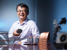 逆風中衝出兩位數成長　安力憑什麼？