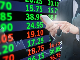 股票應該買來等著漲？還是買已經上漲的股票？追求獲利最大化　投資人可以這樣操作…..