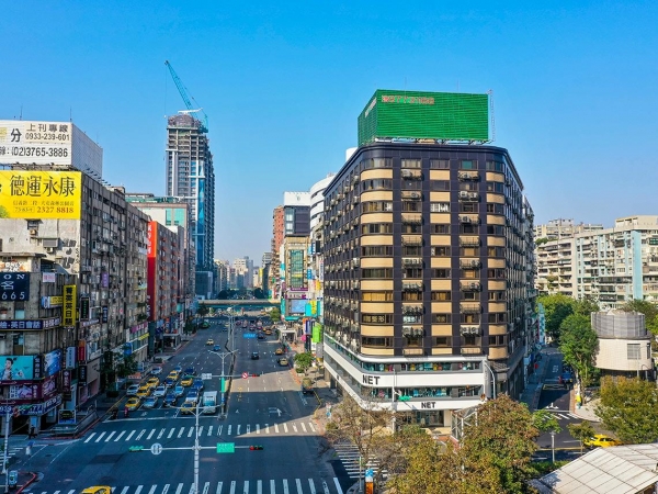 小7攻進一線 新光三越進駐有望 租金修正15 後 蟄伏2年的東區終於復甦有望 今周刊