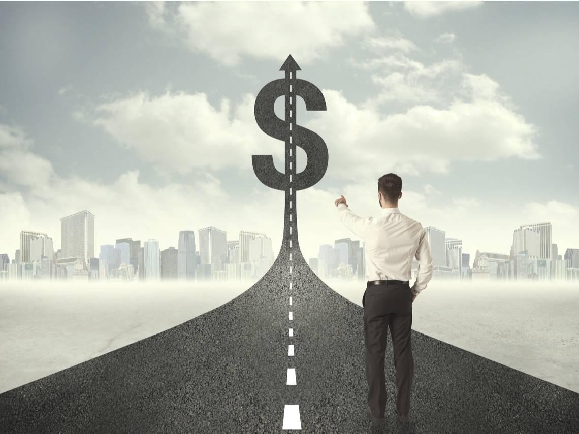 保險業務員棄百萬年薪去「炒股」領悟：曾以為年賺300萬人生就圓滿了...選擇，比努力更重要- 今周刊