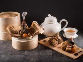 六福粽橫天下 整隻鴨腿、鮑魚、干貝霸氣入料