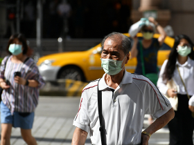 盛夏來臨》6縣市高溫36°C↑拉警報！專家：連10天熱炸　颱風報到日曝光