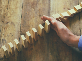 存股助理第41期｜避免存股變存骨，該如何停損、停利？