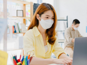 7／27降二級警戒》企業營運回穩至少等5個月　6成資方喊基本工資應「凍漲」