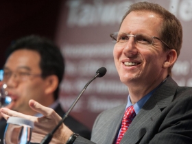 張忠謀搞定美系外資股東  如虎添翼 傳奇分析師何浩銘為何轉戰台積電？