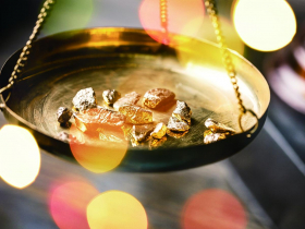 下半年商品市場，誰將勝出？