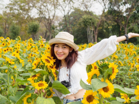 中年後勇敢去愛，像從來沒有受過傷一樣！勇敢去盼望、相信，像從沒有失望過一樣