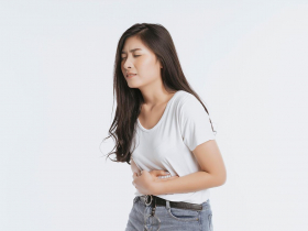 吃太快難消化  狂喝水反讓肚子滿是氣 中醫調理胃脹氣  想消氣先改飲食習慣