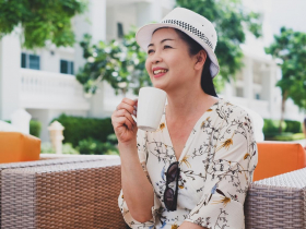 如果不再為錢工作，你的消費方式會怎樣改變？她46歲離開職場，道出不工作後的人生觀察