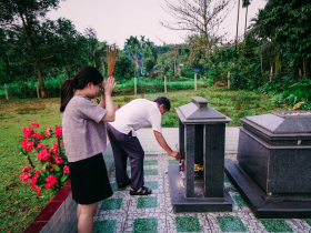 清明節不想去掃老公家的墓，有錯嗎？名律師一席話點醒苦命媳婦：自家的祖先自己拜