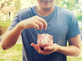 目標45歲前財務自由！工程師靠存股月領4萬被動收入：中信金、凱撒衛...一表看「自組ETF」標的清單