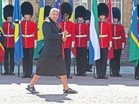 中澳日美拉攏狂喊「福發哩」   南太平洋島國52年來最尊榮    獨裁頭子變外交寵兒  斐濟總理一夕暴紅