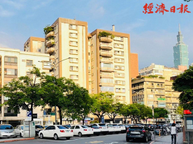 房市不怕股市下修，就怕跌跌不休...25%民眾賠掉自備款，5成購屋族擔憂景氣衰退先觀望