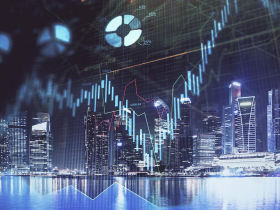 產業前景、現金流穩建，具低波動、穩定成長優勢  通膨居高不下  基建類股基金逆勢勝出