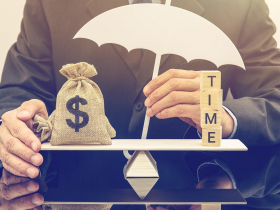 存股助理第203期︱看透群益證的基本價值，思考攤平的時機