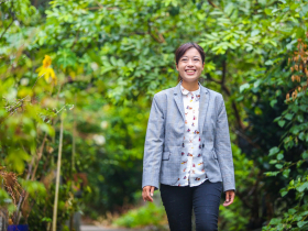 她台大畢業領25k「年輕人窮忙的困境都一樣」...32歲陳薇仲從議員跳級選市長：沒包袱才能衝