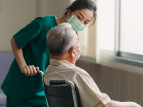 疫情下  居家失能長者怎麼辦？