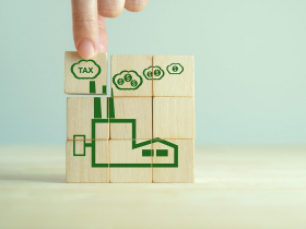 《氣候法》修法卡關  碳費定價、用途2大爭議待調解  歐盟將徵「碳邊境稅 」  台灣政策須加速