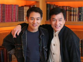 李連杰89億財產全給她，61歲愛妻利智近照令人驚艷！「願為她付出一切，甚至生命」