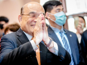 「這幾天忍疼痛」…蘇貞昌交接卸任後第一件事：到榮總做微創手術，為何傷到腰全因這件事