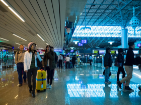 免再跟團！陸委會宣布開放港澳來台自由行，「這天起」可申請網簽…3重點一次看