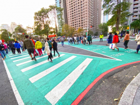 從大眾運輸到個人駕駛　交通有愛　通行無礙