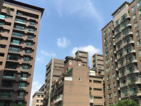 打炒房沒在怕？房市329檔期竟爆8千億天量，原因曝光…買氣比海風冷，建商做好長期抗戰準備