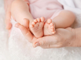 「台灣拚命推生育福利，年輕人卻連婚都結不了」揭開催生政策20年失靈真相：日本如何補破網？