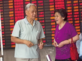 「進化型產品」問世  投資市場變熱鬧 從台股買世界正夯  ETF教戰