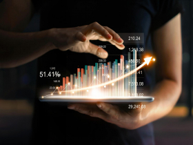 揪藏鏡人立院三讀過關！防大股東默默吃貨，持股申報門檻降至5%...券商罰鍰最低門檻提高