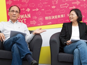 勝出關鍵》這組搭檔的互動  有哥兒們的默契 非典型政治奇葩  不太綠的英全體制上路