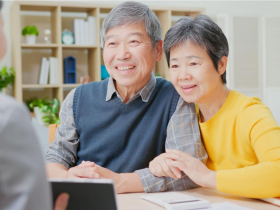 不想死後子女為遺產爭吵，一年贈與免稅244萬又太慢了？有錢人合法節稅這樣做「2年轉贈5000萬」