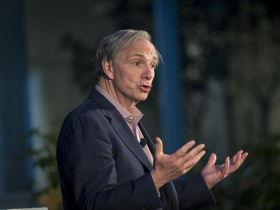 全球處於危險的邊緣，各國存在難以緩頰的分歧…橋水基金創辦人示警：面臨3大「地震式」劇變