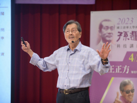 電機教授斜槓演員，他第1次拍電影就得獎！85歲導演王正方：人生「發揮幻想」，做你辦不到的事