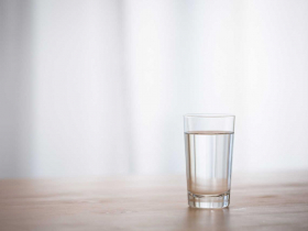 他要求醫師絕不能告知父親罹癌！父親：我知道我兒子對我很孝順，我也就配合你們演戲