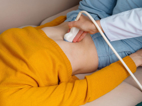 檢查安全又方便  但高度仰賴醫師臨床經驗 脂肪厚不厚  影響腹部超音波判讀結果