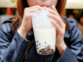 COLD STONE、鮮芋仙、清原…6冰品名店被抓包「腸桿菌科」超標，吃了恐拉肚子…還有這4家違規