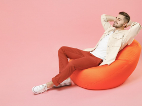 ＂Stay loose＂楊紫瓊給哈佛畢業生的建議，是什麼意思？