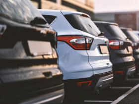 開車最討厭被逼車！他想出「1狠招」防挑釁：看到的都會直接超車...警察也認證「真的好恐怖」